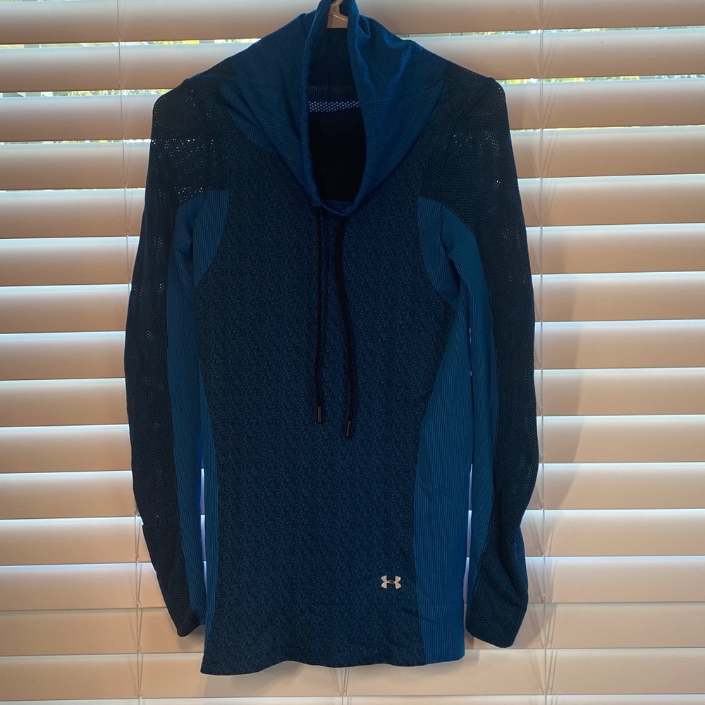 Under Armor Breathable Blue and Black Long Sleeve Hoodie XS‎